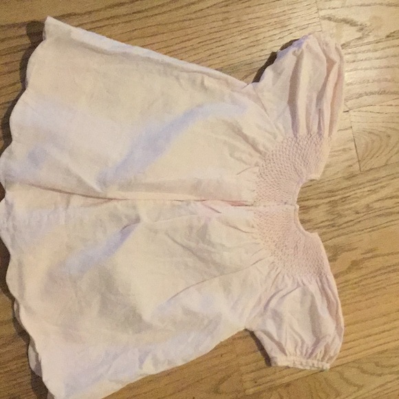 Baby pink girls with rose smocking - Picture 5 of 8